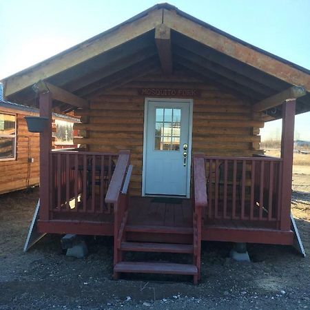 Alaska Log Cabins On The Pond Clear Creek Park Экстерьер фото