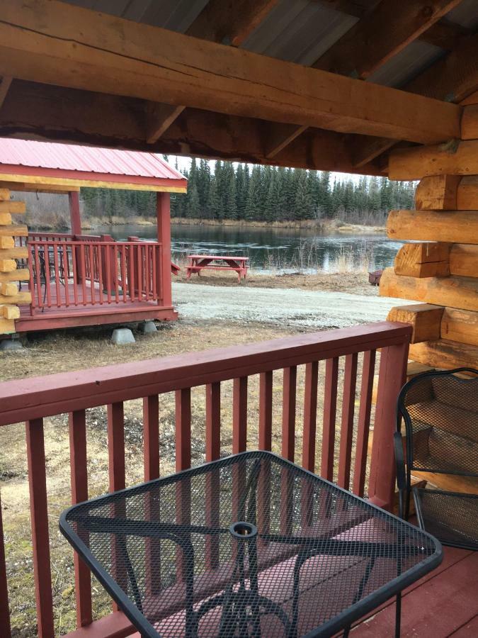 Alaska Log Cabins On The Pond Clear Creek Park Экстерьер фото