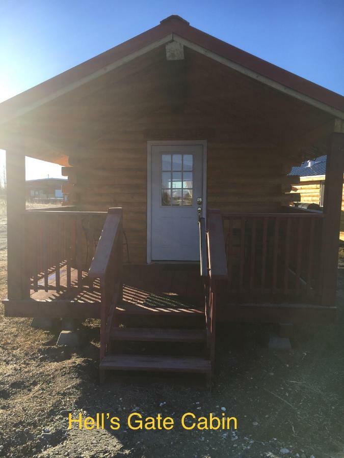 Alaska Log Cabins On The Pond Clear Creek Park Экстерьер фото