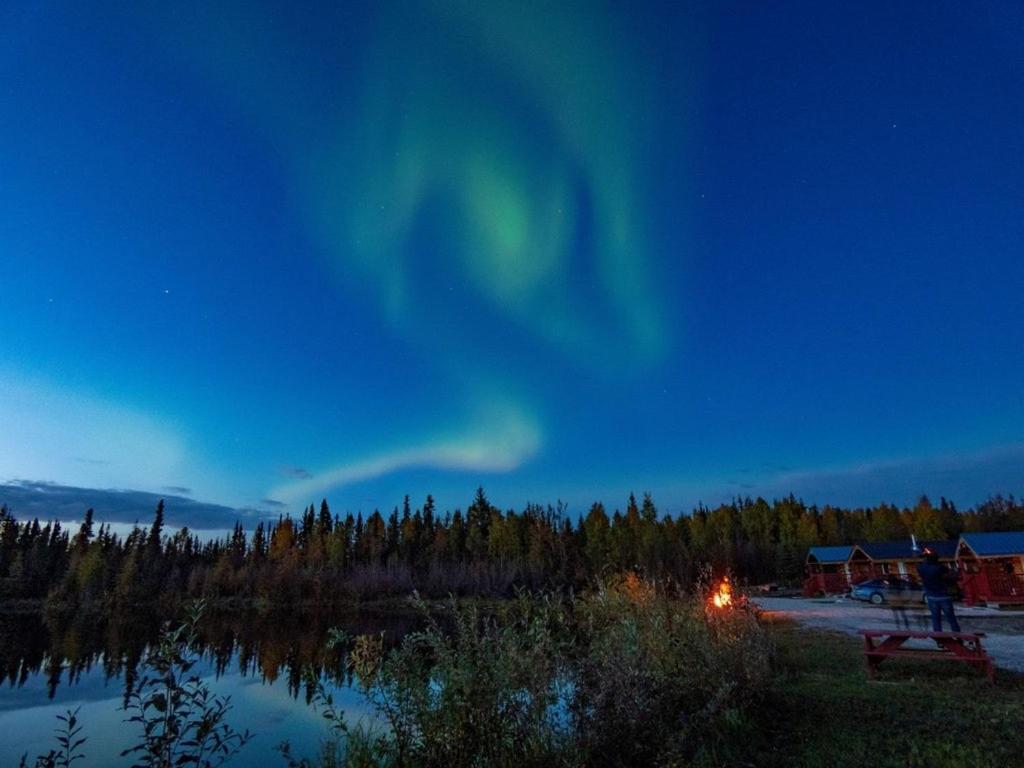 Alaska Log Cabins On The Pond Clear Creek Park Экстерьер фото